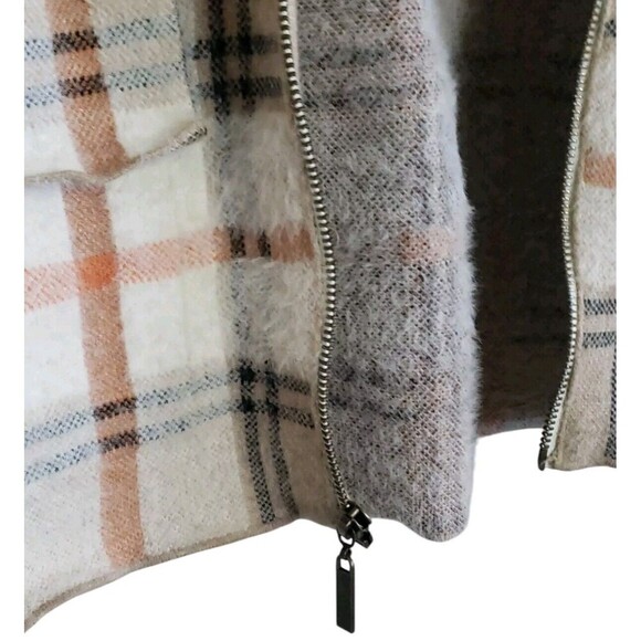 Rachel Zoe Knit Fuzzy Shacket Women's Medium Full Zip Tan Plaid  Soft Pockets - Picture 5 of 9